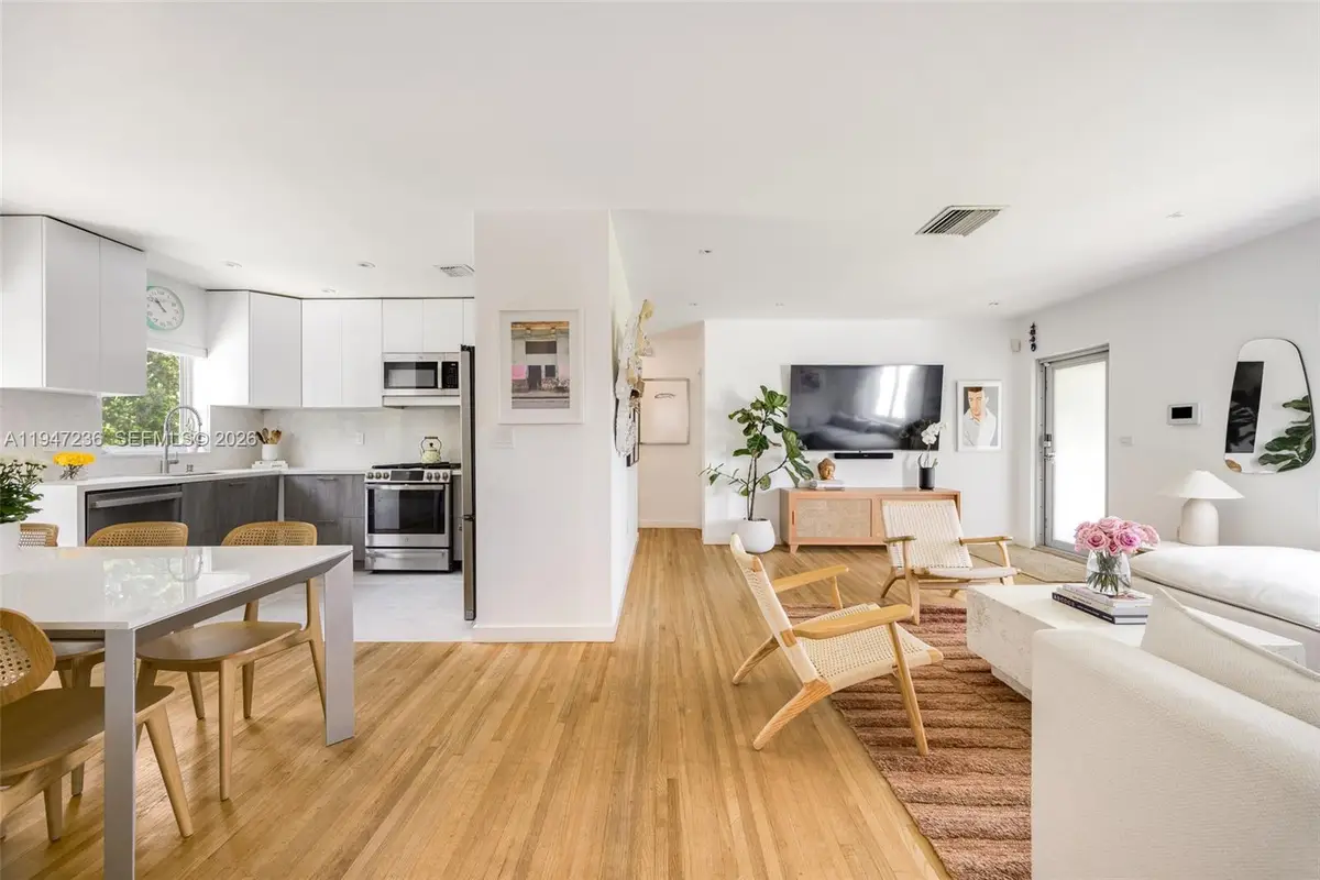 6055 SW 38th St, Miami, FL 33155 - Image #1