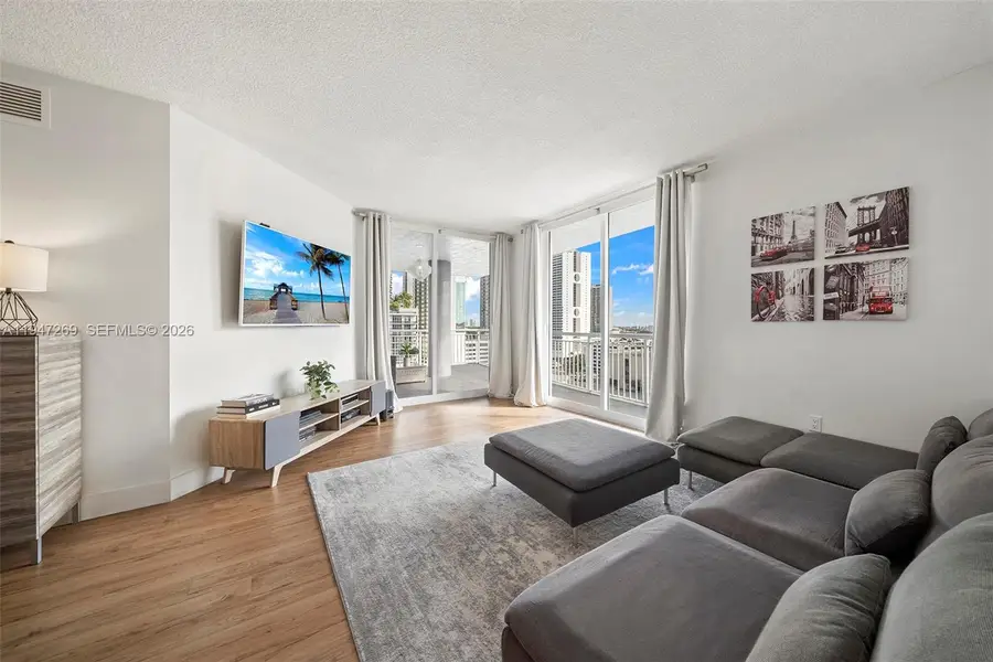 275 NE 18th St #1207, Miami, FL 33132 - #2