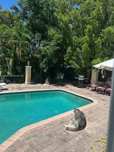 2501 NE 22nd St, Pompano Beach, FL 33062