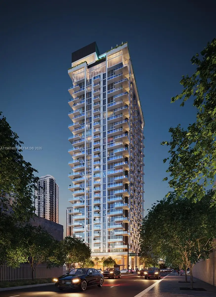 11 NE 6 St #814, Miami, FL 33132 - Image #1