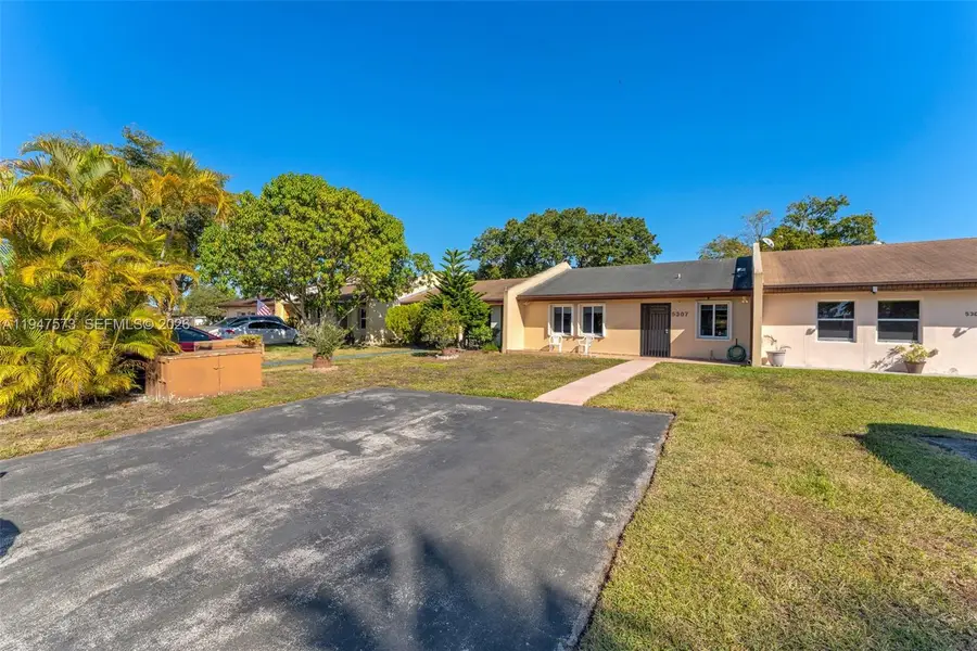 5307 SW 140th Pl, Miami, FL 33175 - Image #2