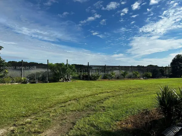 19051 SW 372 St., Homestead, FL 33034