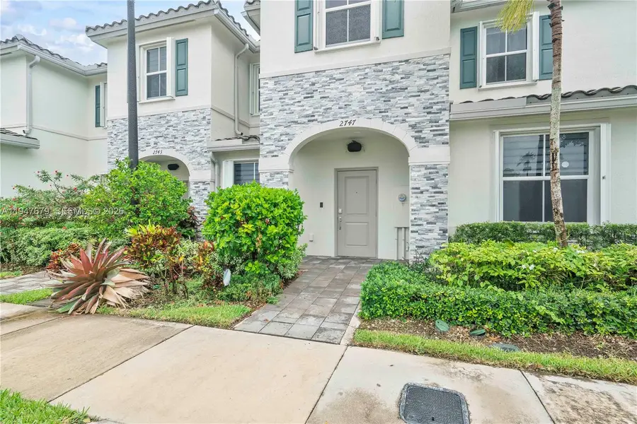 2747 SE 15th St, Homestead, FL 33035 - Image #2