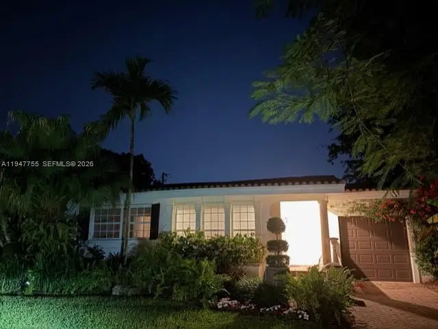 300 Manor Pl, Coral Gables, FL 33133 - Image #2