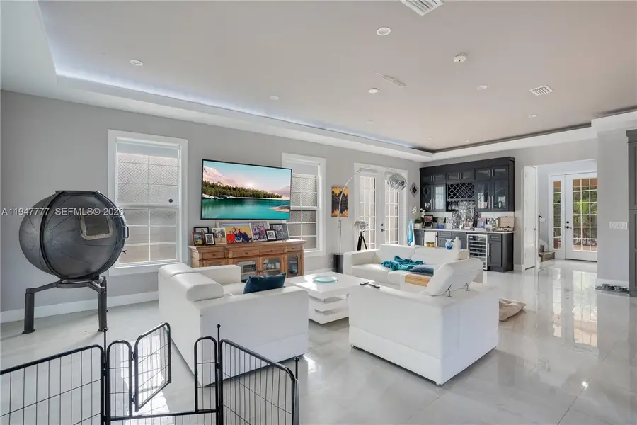 555 Peachtree Rd, Orlando, FL 32804 - Image #3