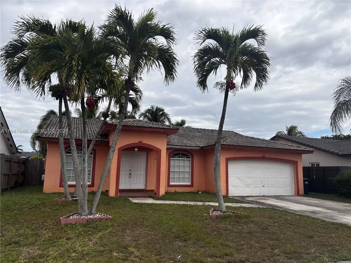 15129 SW 173rd Ter, Miami, FL 33187 - Image #1