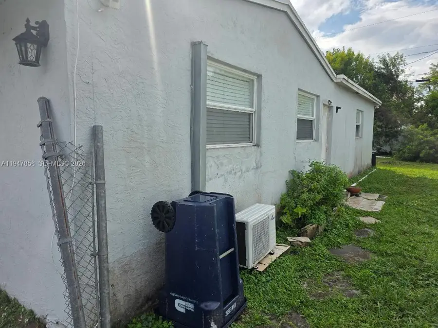 22310 SW 114th Ct, Miami, FL 33170 - Image #2