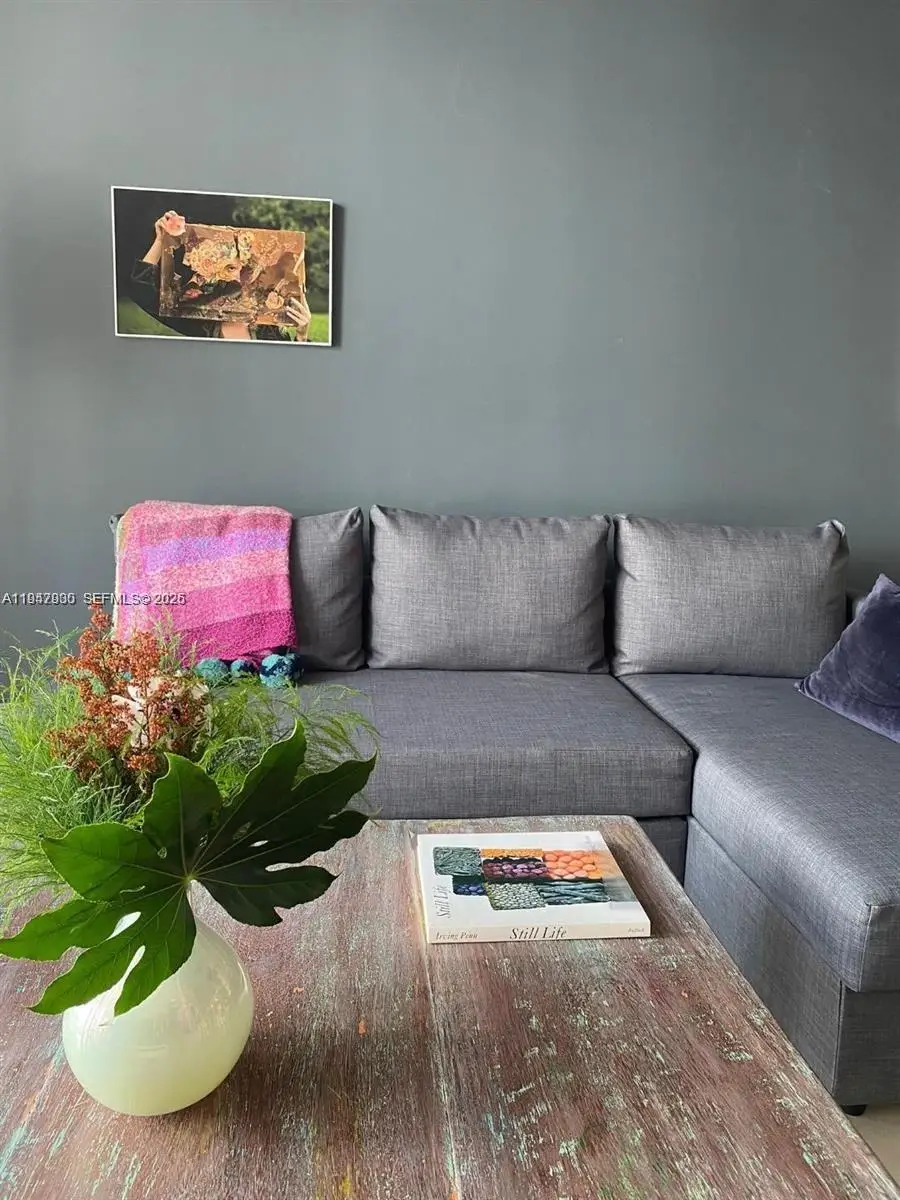 2001 Biscayne Blvd #2306, Miami, FL 33137 - Image #2