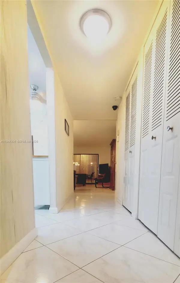 10300 NW 30th Ct #302, Sunrise, FL 33322