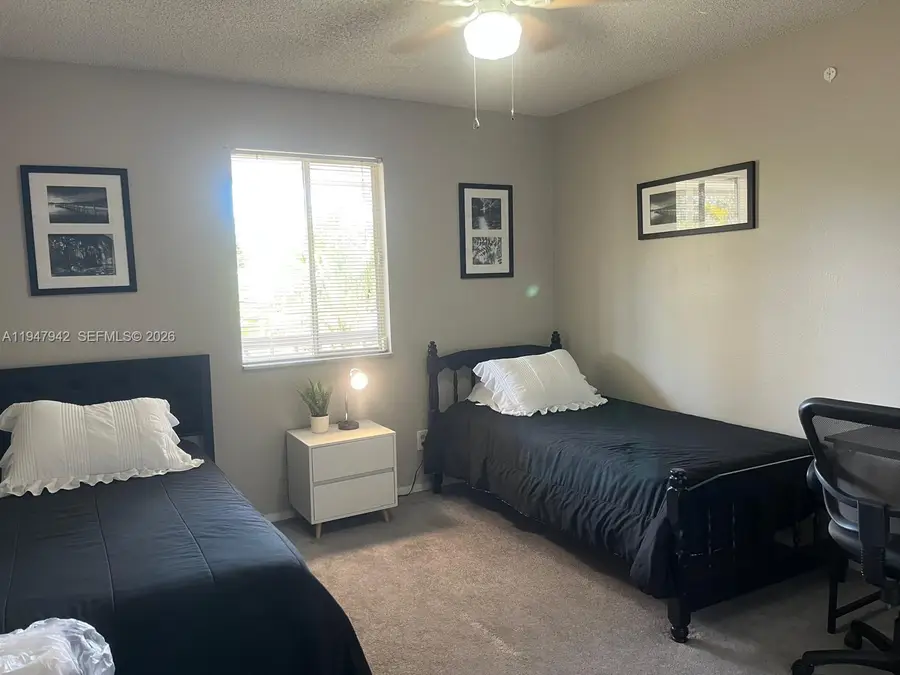 6519 Newberry Rd #310, Gainesville, FL 32607 - Image #2