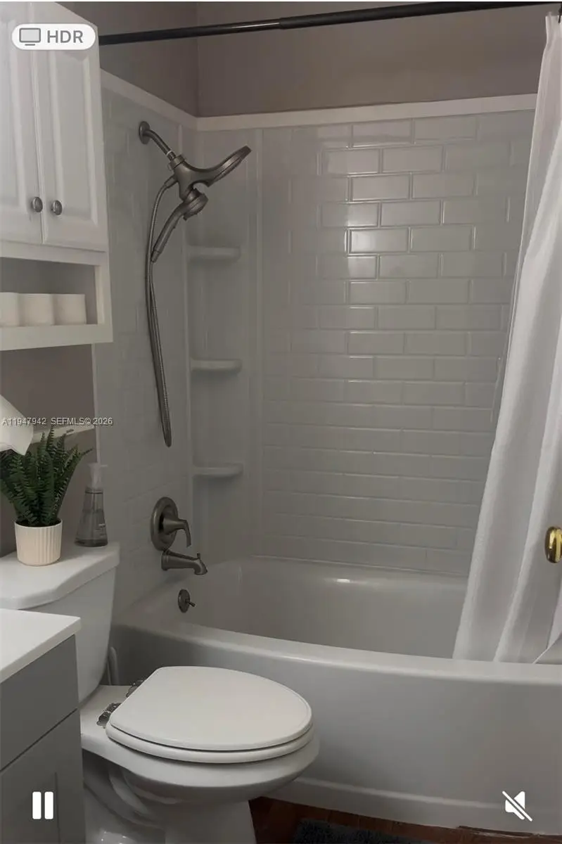 6519 Newberry Rd #310, Gainesville, FL 32607 - Image #3