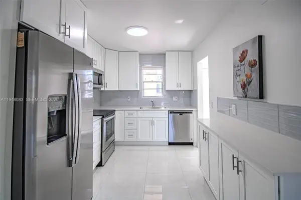 2541 Aragon Blvd #105, Sunrise, FL 33322