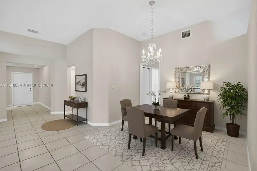 14125 S Cypress Cove Cir, Davie, FL 33325 - #2