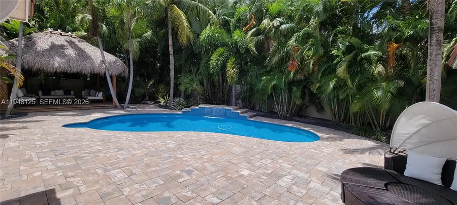 423 NW 48th Ave, Deerfield Beach, FL 33442 - Image #2