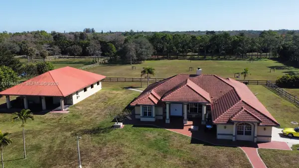 2564 Deer Run Trl, Loxahatchee, FL 33470