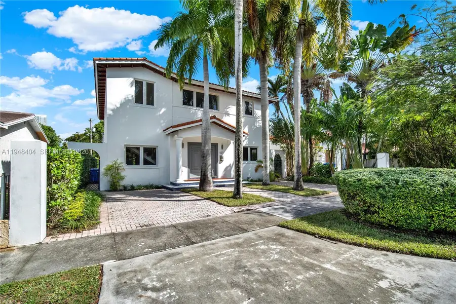 527 SW 20th Rd, Miami, FL 33129 - Image #2