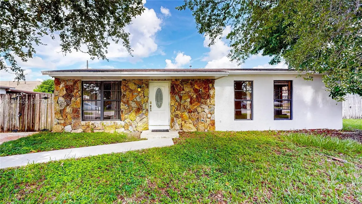 26234 SW 128th Ct, Homestead, FL 33032 - #1