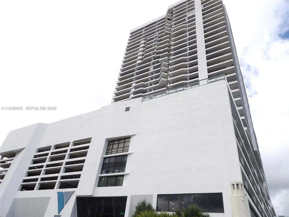 555 NE 15th St #14E, Miami, FL 33132 - Image #1