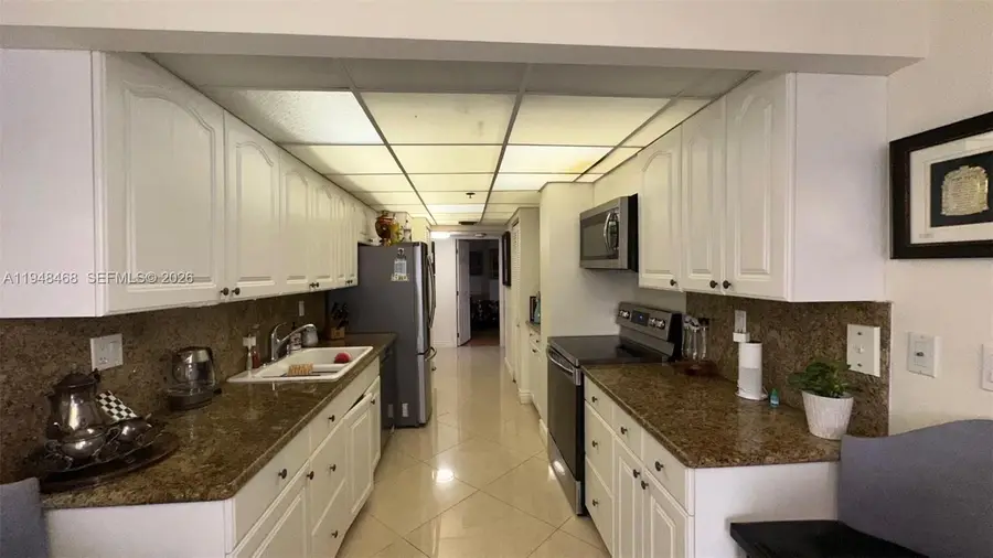 210 174th St #1909, Sunny Isles Beach, FL 33160 - Image #2