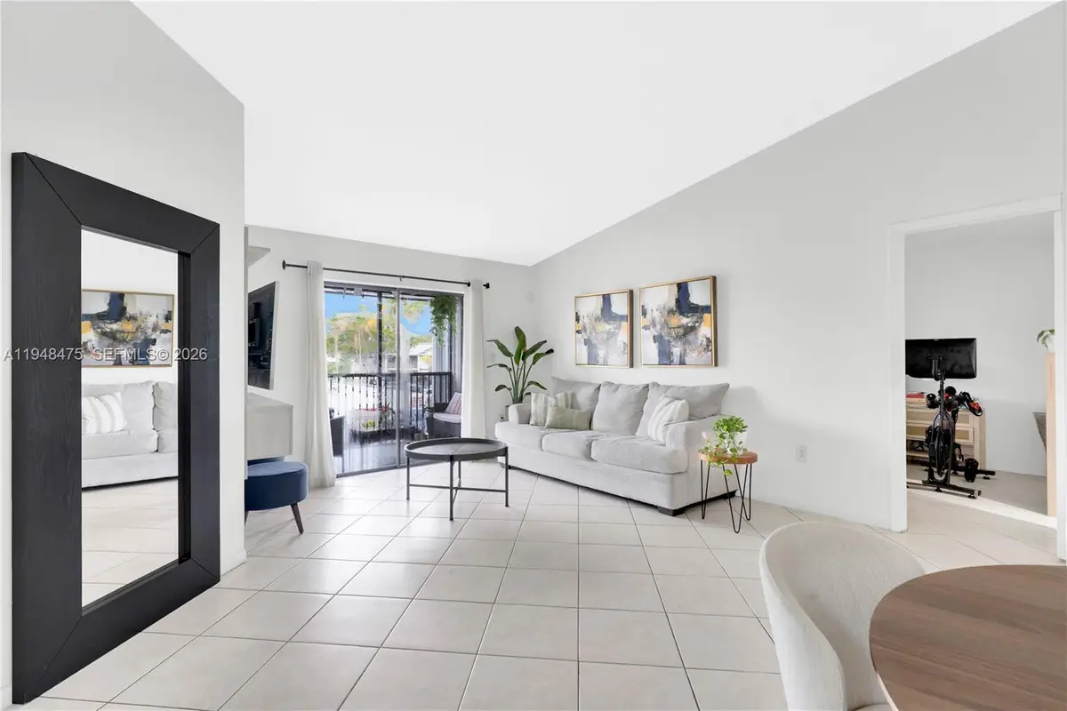 20761 NE 4th Pl #205, Miami, FL 33179 - Image #1