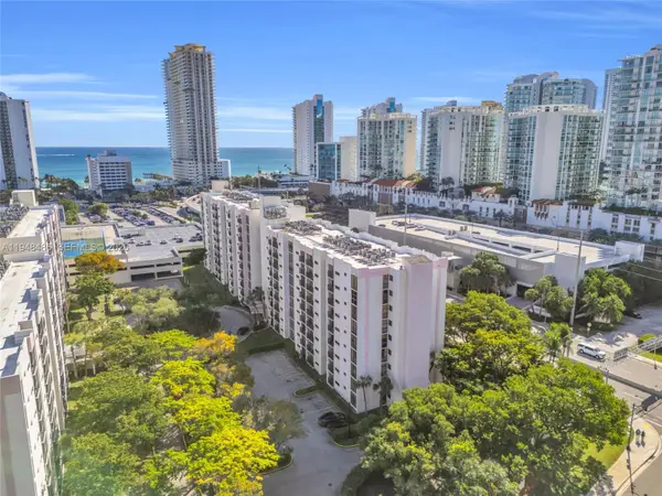 16909 N Bay Rd #217, Sunny Isles Beach, FL 33160