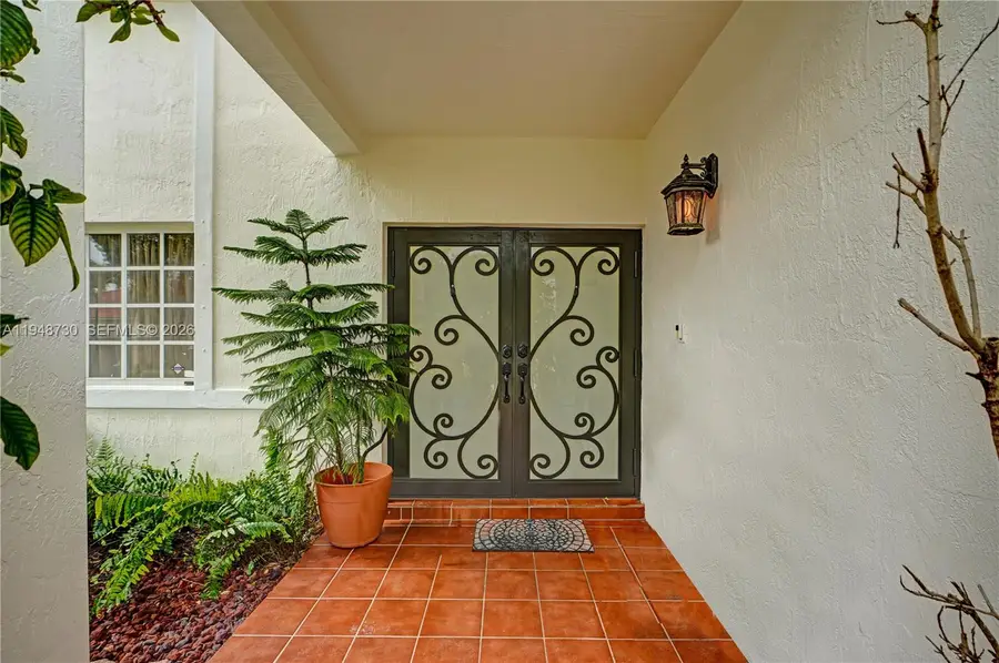5502 SW 162nd Pl, Miami, FL 33185 - Image #3