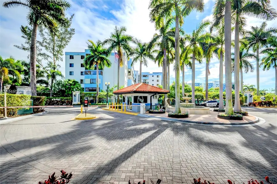 5077 NW 7th St #TS7, Miami, FL 33126 - Image #3