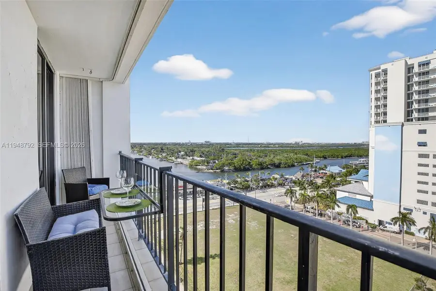 322 Buchanan St #1108, Hollywood, FL 33019 - Image #2