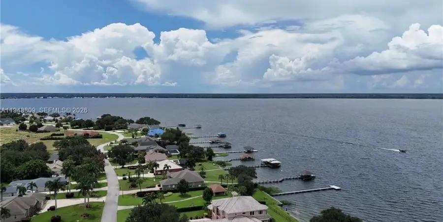 591 Sunset Pointe Dr, Lake Placid, FL 33852 - Image #3