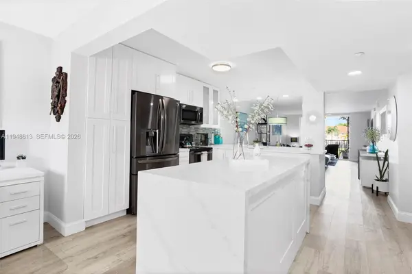 7763 Southampton Ter #211, Tamarac, FL 33321