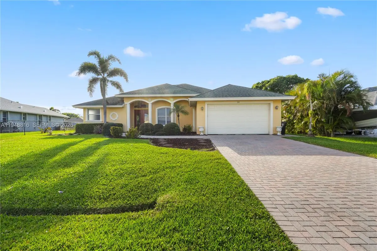 315 SE Fisk Rd, Port Saint Lucie, FL 34984 - Image #1