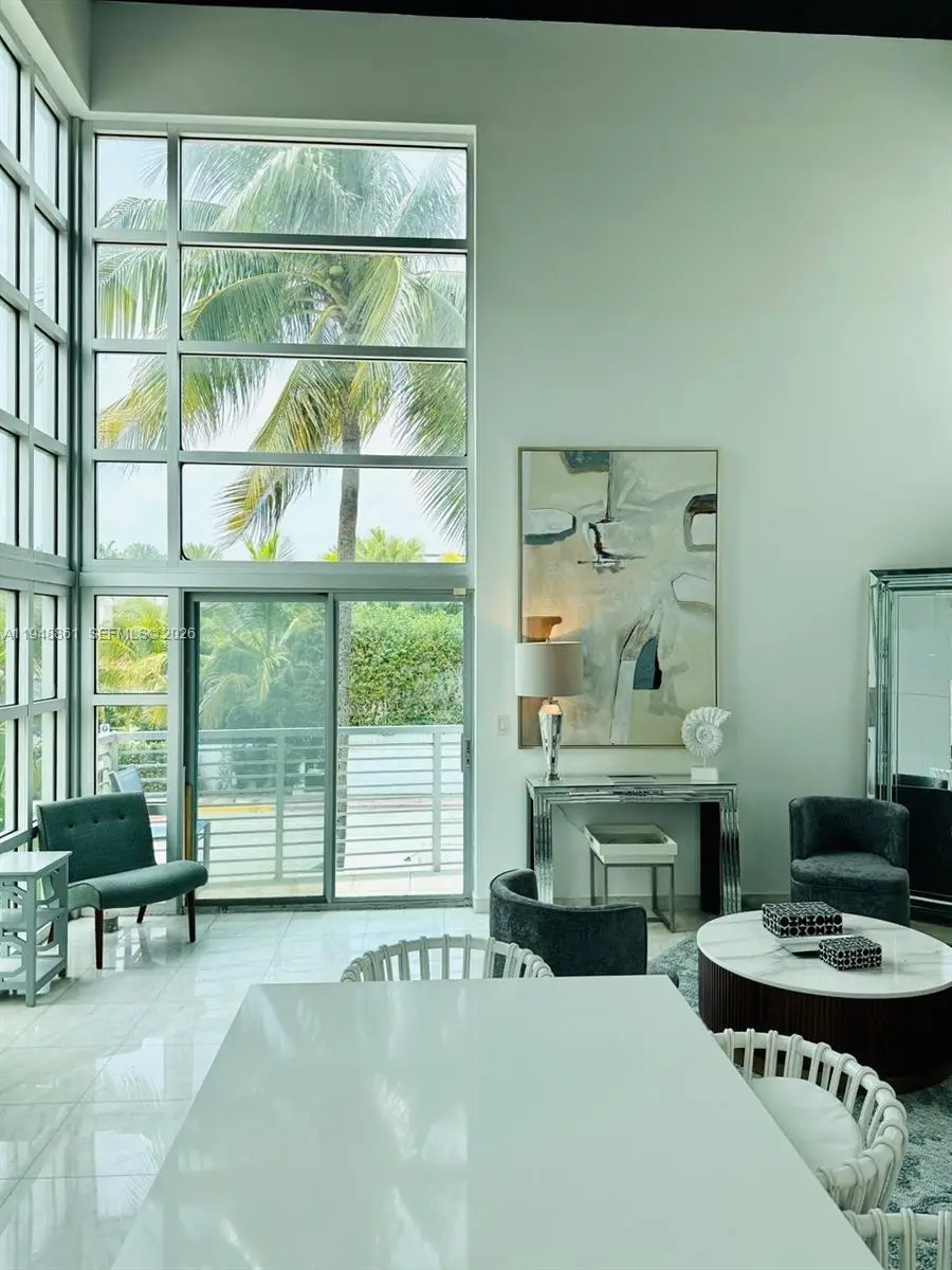 7700 Collins Ave #5, Miami Beach, FL 33141 - Image #2