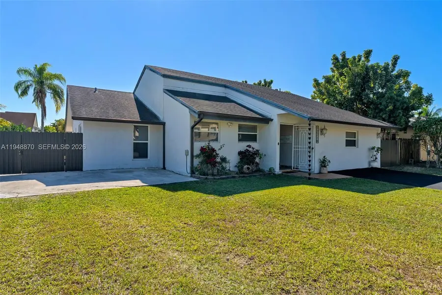 12210 SW 92nd St, Miami, FL 33186 - Image #2