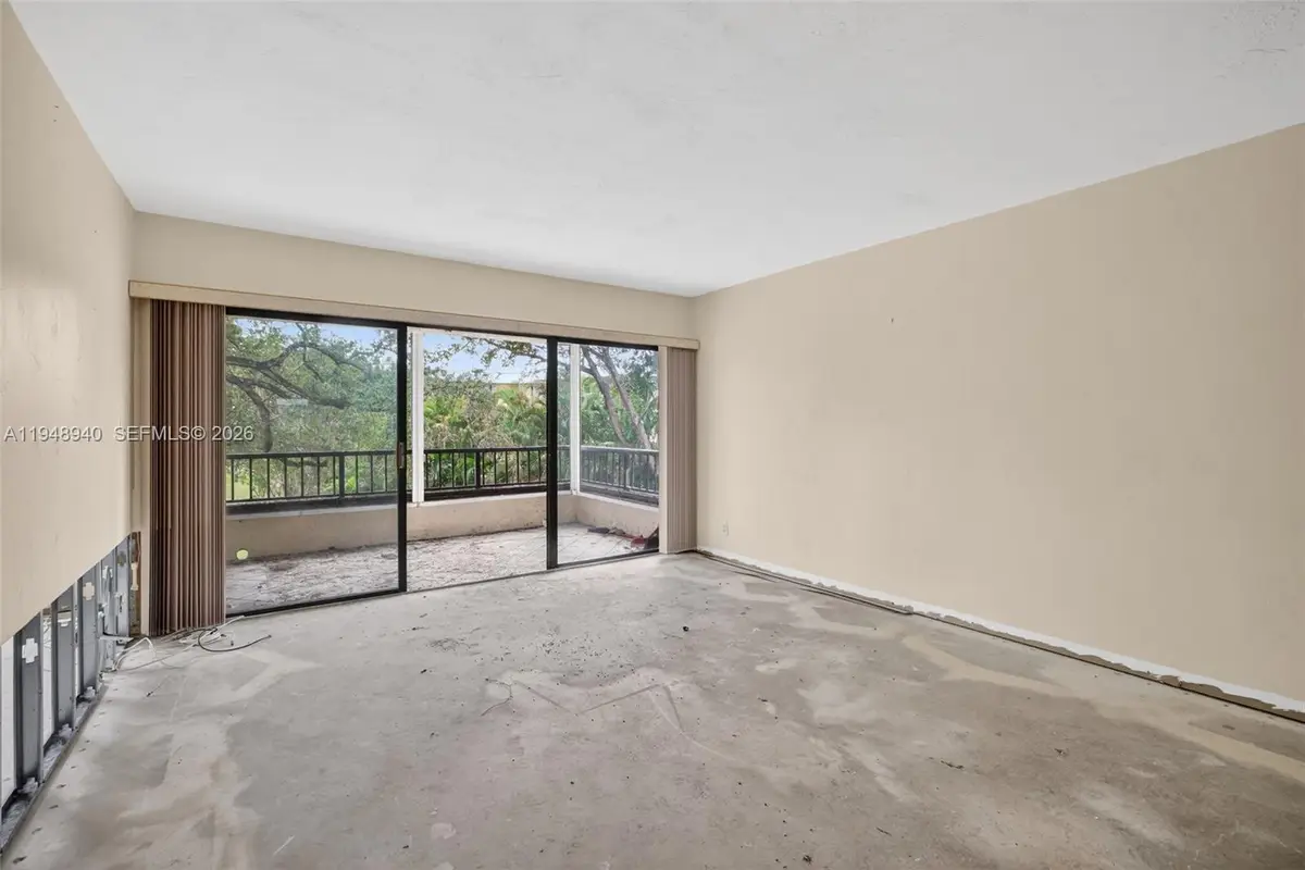 6060 S Falls Cir Dr #306, Lauderhill, FL 33319 - Image #1