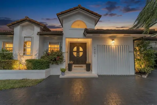 14271 SW 34th St, Miami, FL 33175