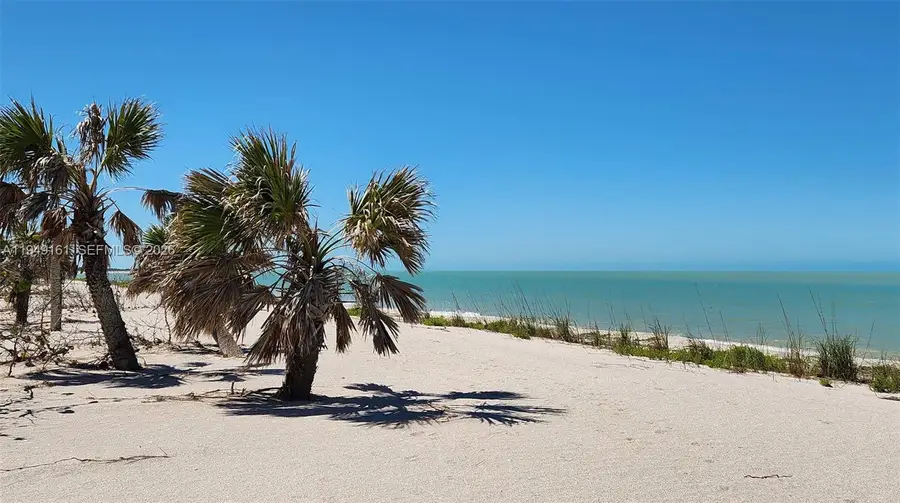 35 E Brig Cir E, Placida, FL 33946 - Image #3