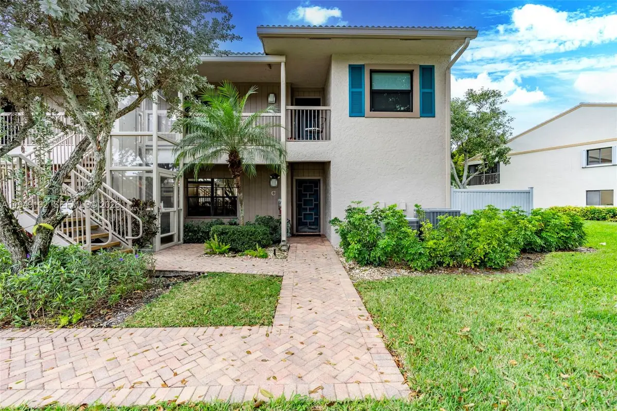 2 Eastgate Dr #C, Boynton Beach, FL 33436 - Image #1