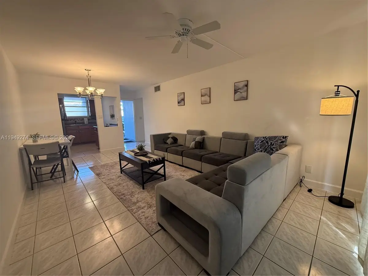 1400 Tallwood Ave #103, Hollywood, FL 33021 - Image #1