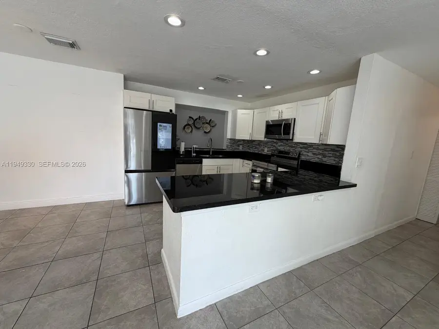 7321 Johnson St, Hollywood, FL 33024 - Image #3