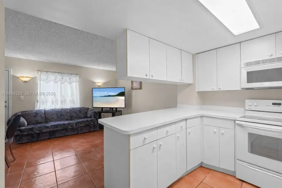 2178 W 60th St #18111, Hialeah, FL 33016 - Image #2