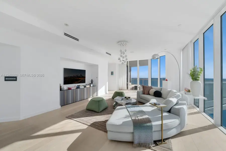 2020 N Bayshore Dr #4302, Miami, FL 33137 - Image #2