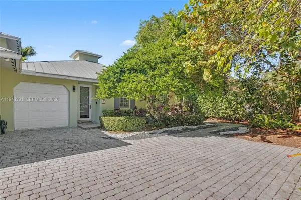 10530 SW 77th Ave #1, Pinecrest, FL 33156