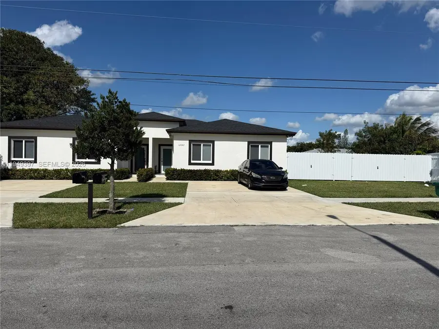 12047 12049 SW 213th St, Miami, FL 33177 - #3