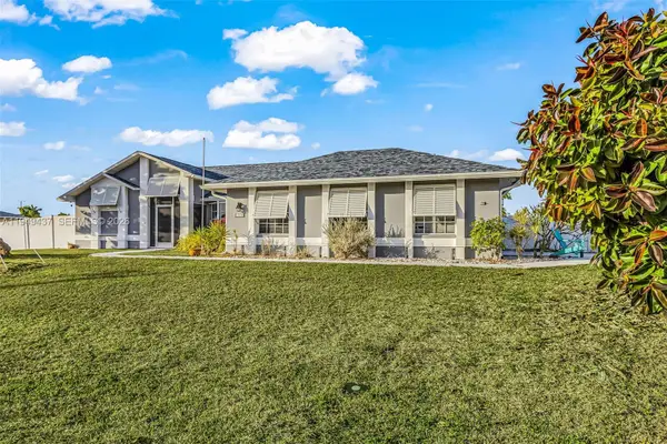 211 47th St, Cape Coral, FL 33914