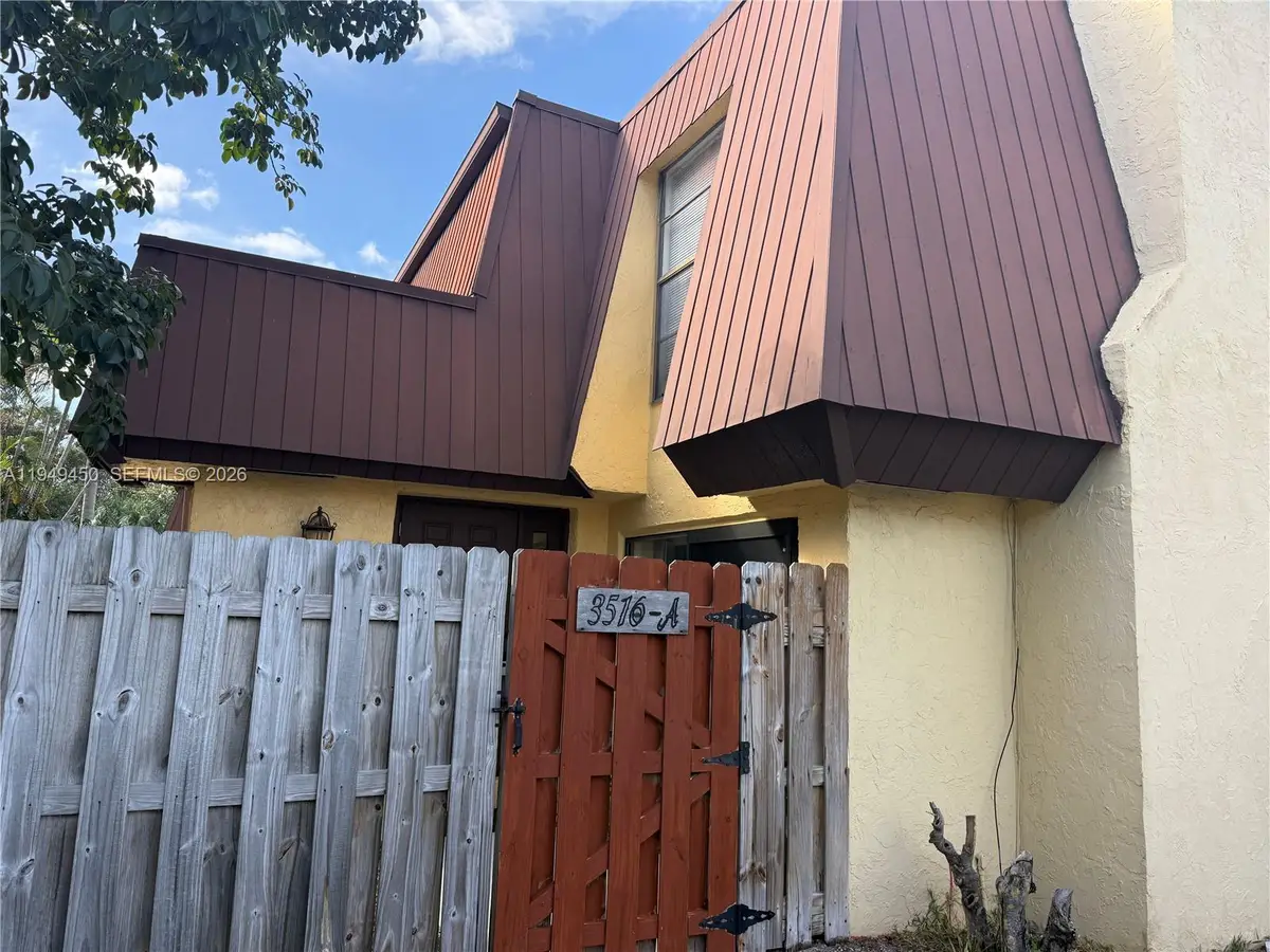 3516 Gardens East Dr #A, Palm Beach Gardens, FL 33410 - Image #1