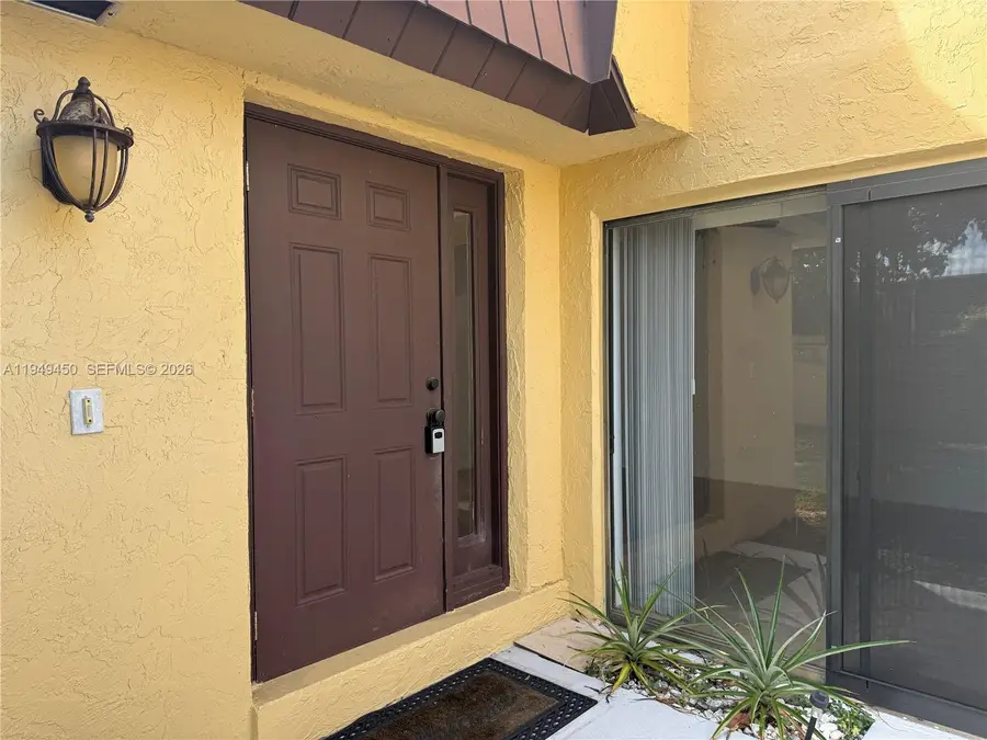 3516 Gardens East Dr #A, Palm Beach Gardens, FL 33410 - Image #2