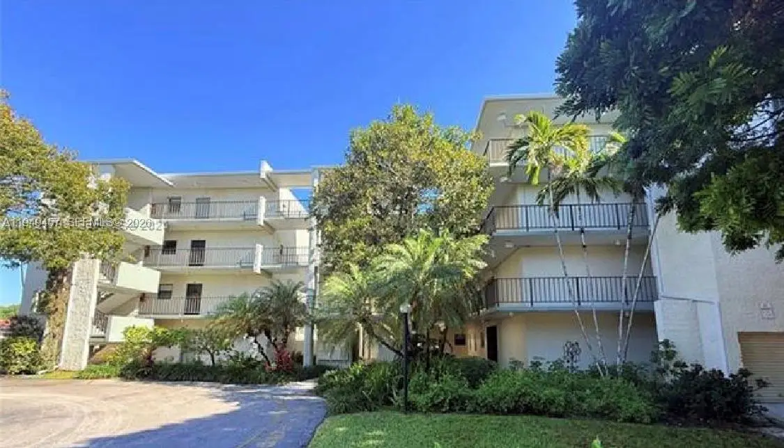 8931 N New River Canal Rd #4C, Plantation, FL 33324 - Image #1