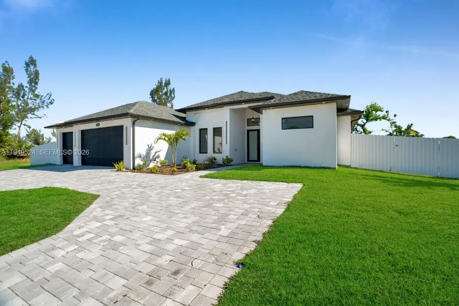 2219 Surfside Blvd, Cape Coral, FL 33991 - Image #2