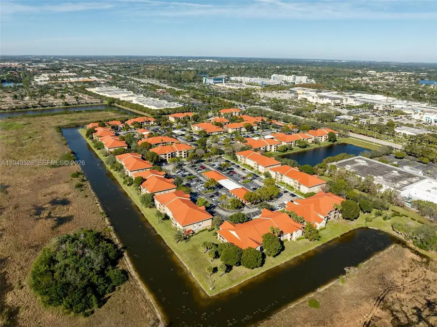 11700 SW 2nd St #13202, Pembroke Pines, FL 33025 - Image #2