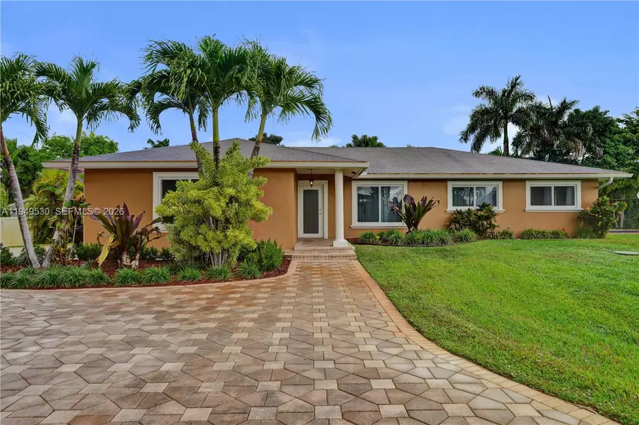 11201 NW 4th Court, Plantation, FL 33325 - Image #2
